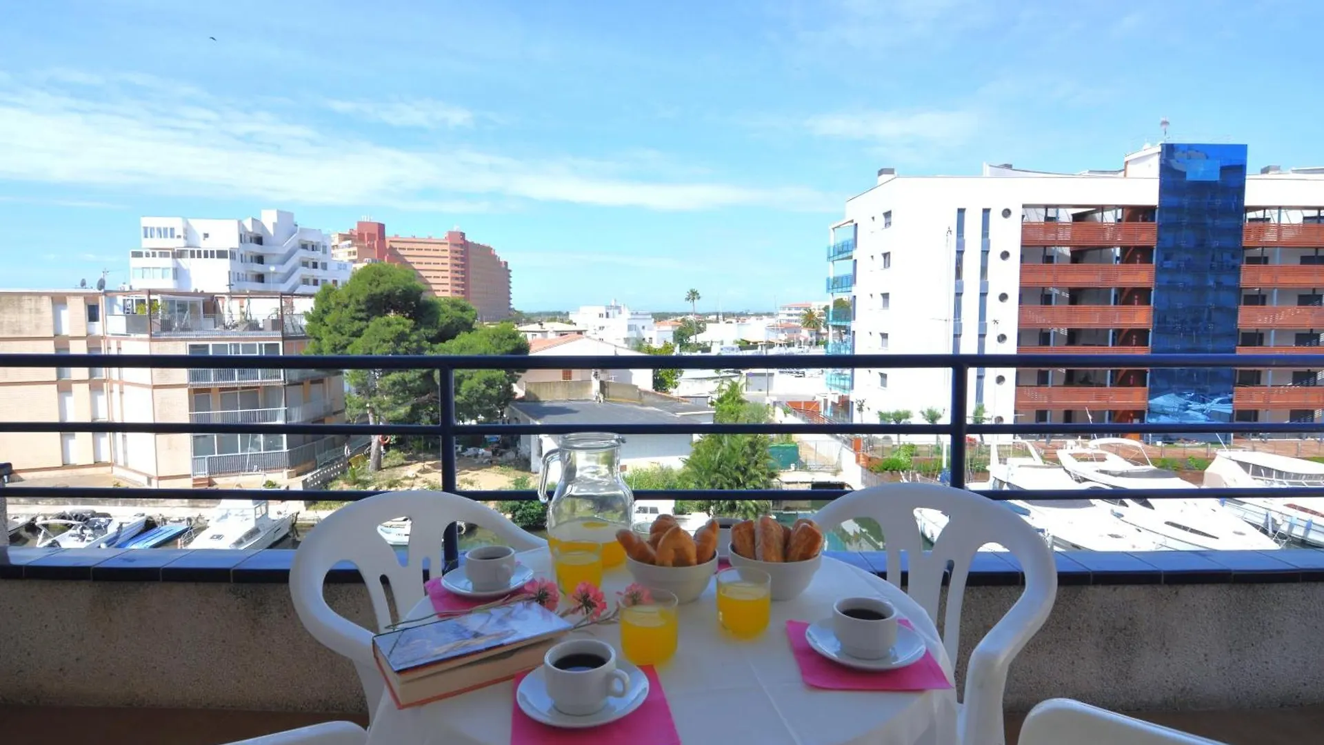 Appartement Rnet-Port Margarita 3D à Roses
